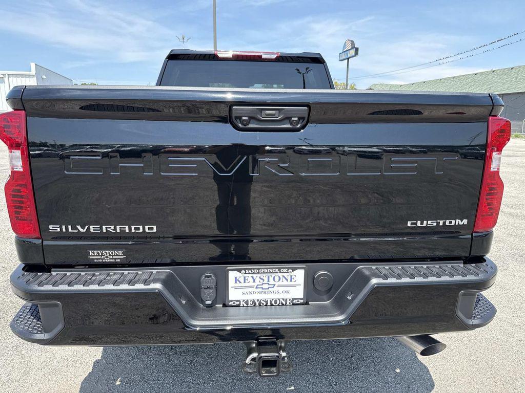 new 2025 Chevrolet Silverado 2500 car, priced at $58,680