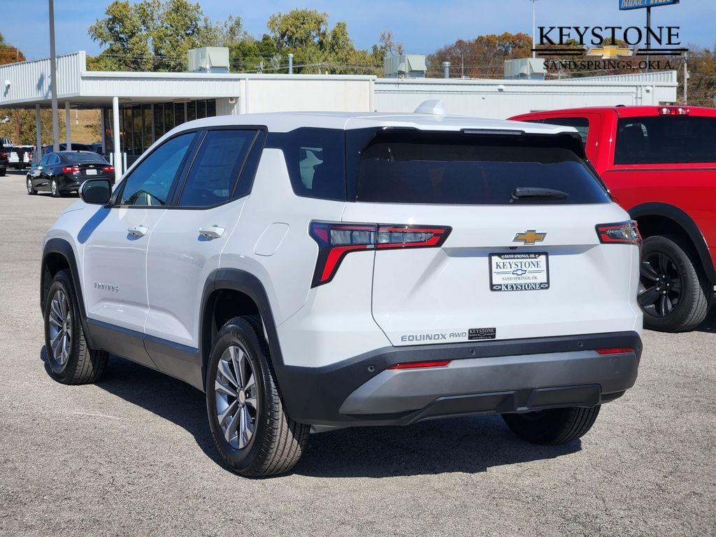 new 2026 Chevrolet Equinox car, priced at $33,060