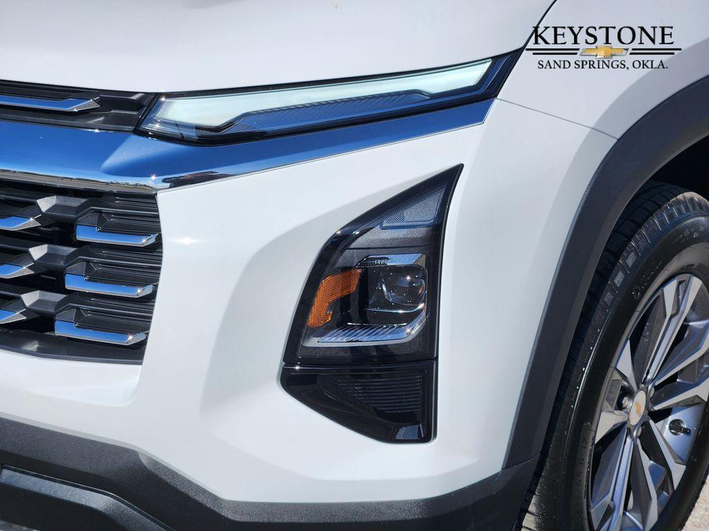 new 2026 Chevrolet Equinox car, priced at $33,060