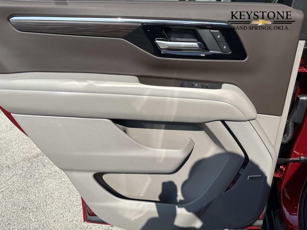 new 2025 Chevrolet Tahoe car, priced at $67,800