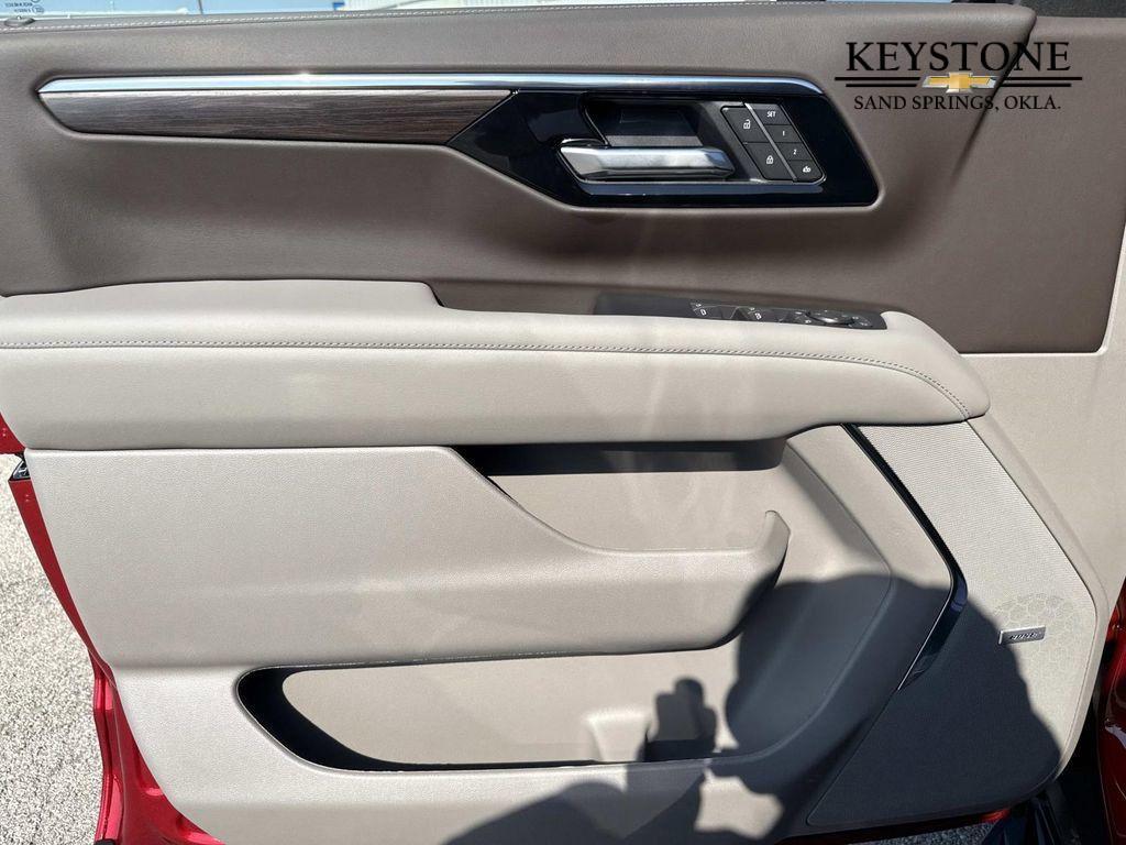 new 2025 Chevrolet Tahoe car, priced at $67,800