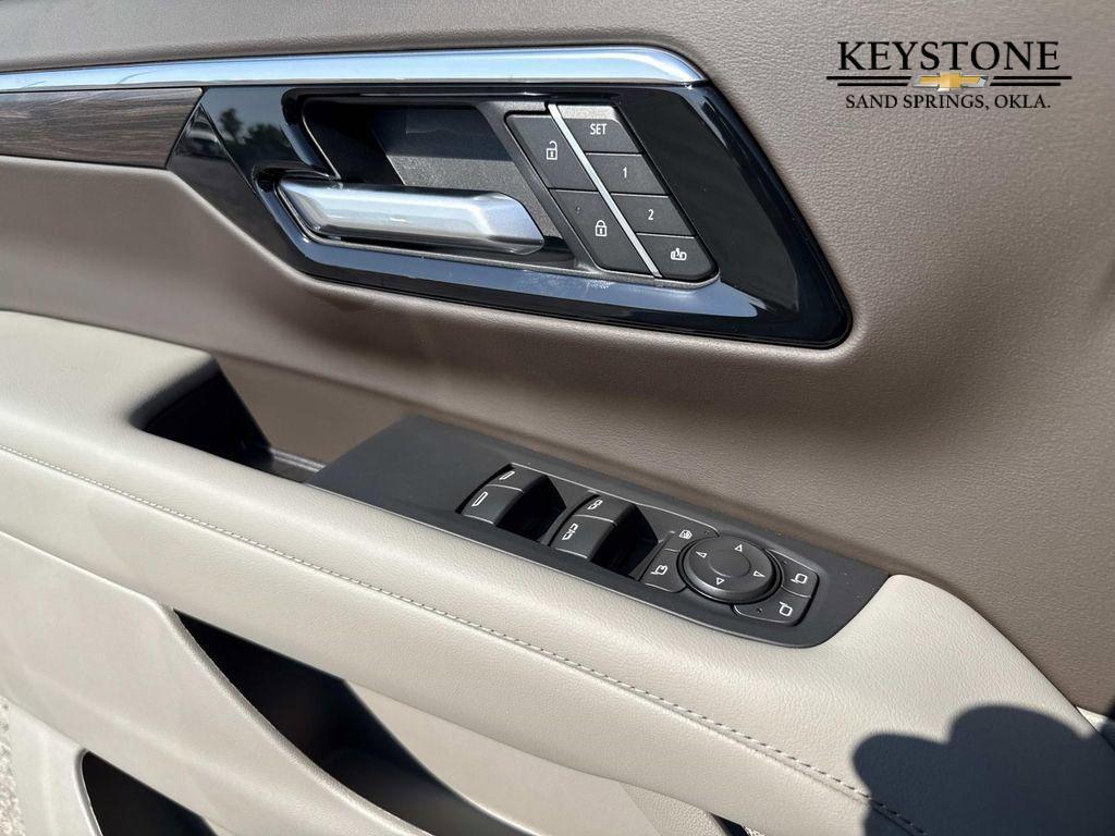 new 2025 Chevrolet Tahoe car, priced at $67,800