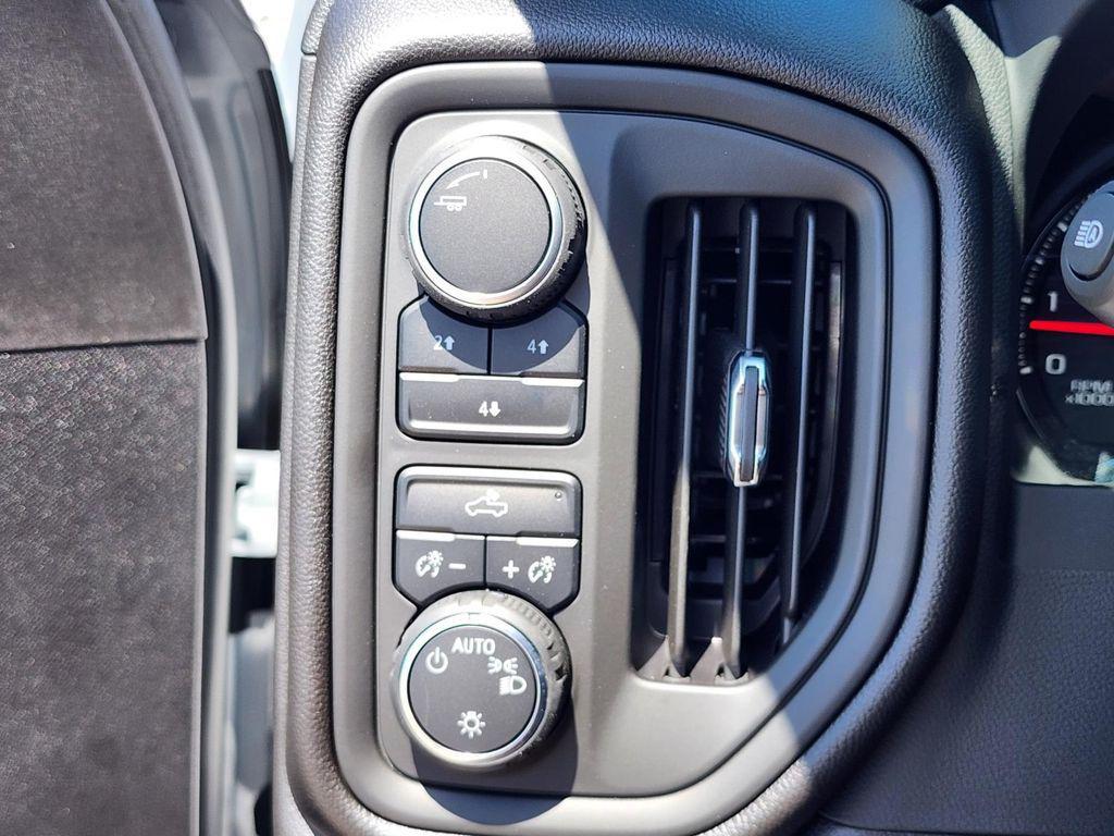 new 2025 Chevrolet Silverado 2500 car, priced at $54,295