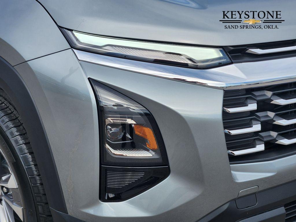 new 2026 Chevrolet Equinox car, priced at $31,995