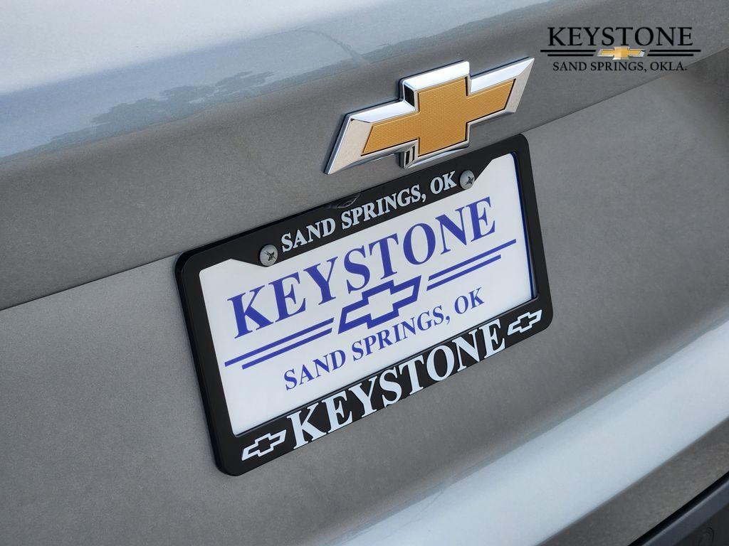 new 2026 Chevrolet Equinox car, priced at $31,995