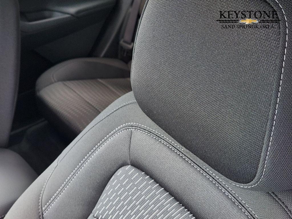 new 2026 Chevrolet Equinox car, priced at $31,995