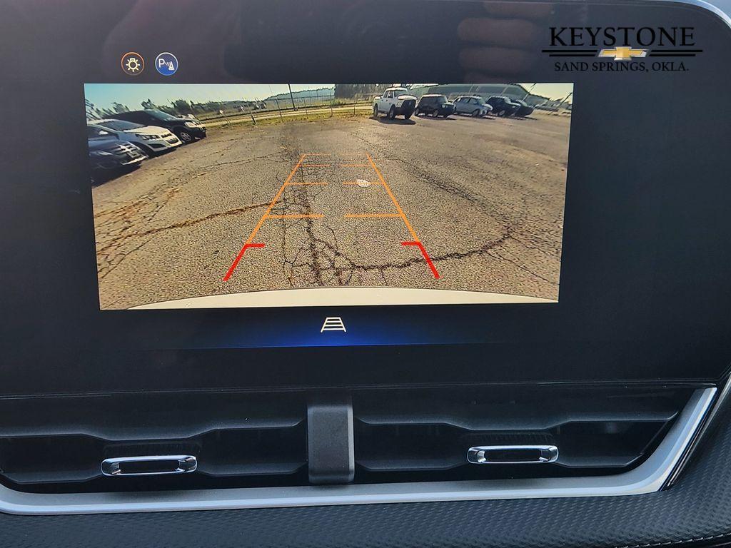 new 2026 Chevrolet Equinox car, priced at $31,995