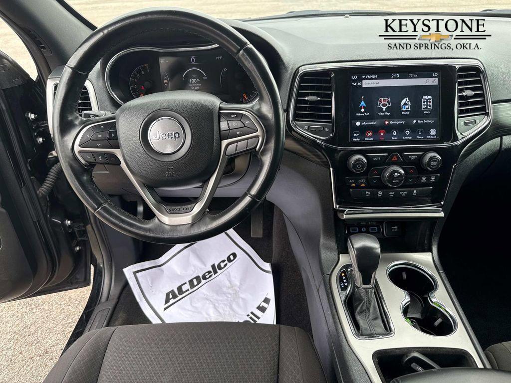 used 2022 Jeep Grand Cherokee car, priced at $23,870