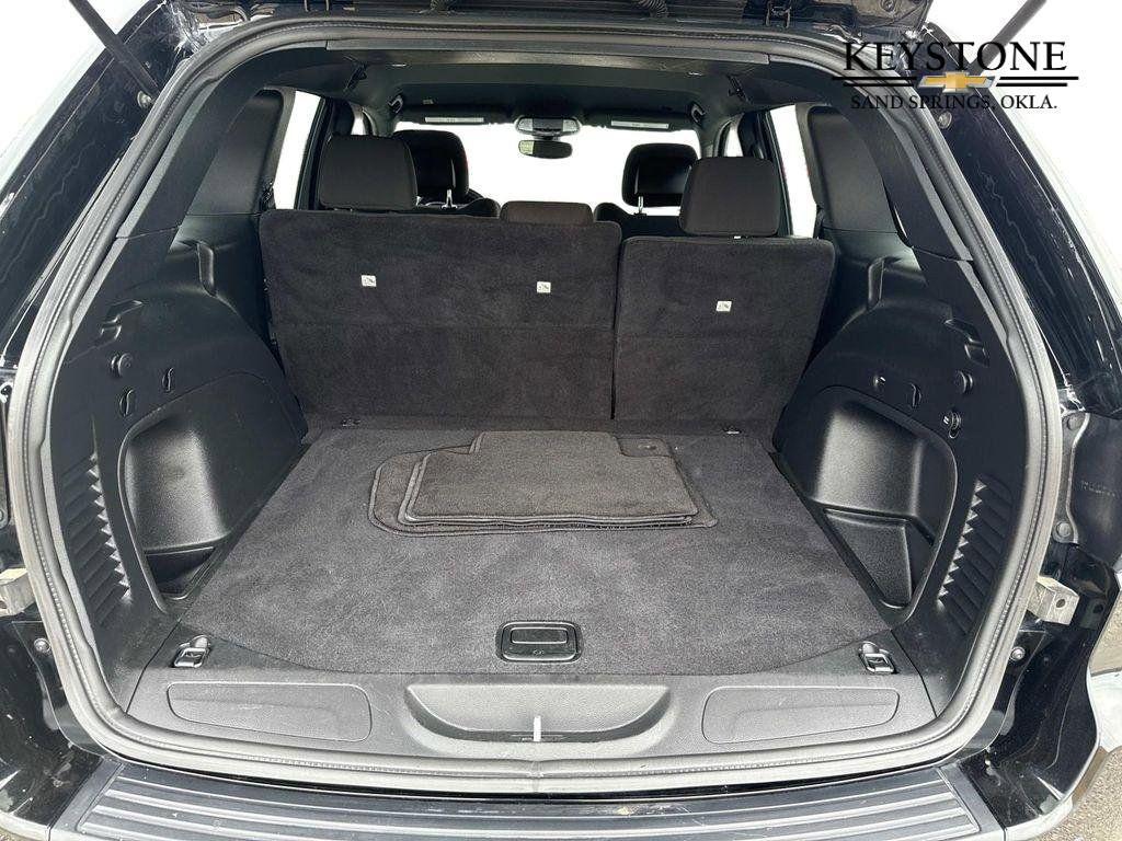 used 2022 Jeep Grand Cherokee car, priced at $23,870