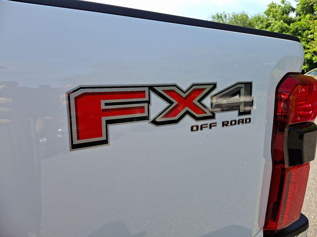 new 2025 Ford F-350 car, priced at $61,500