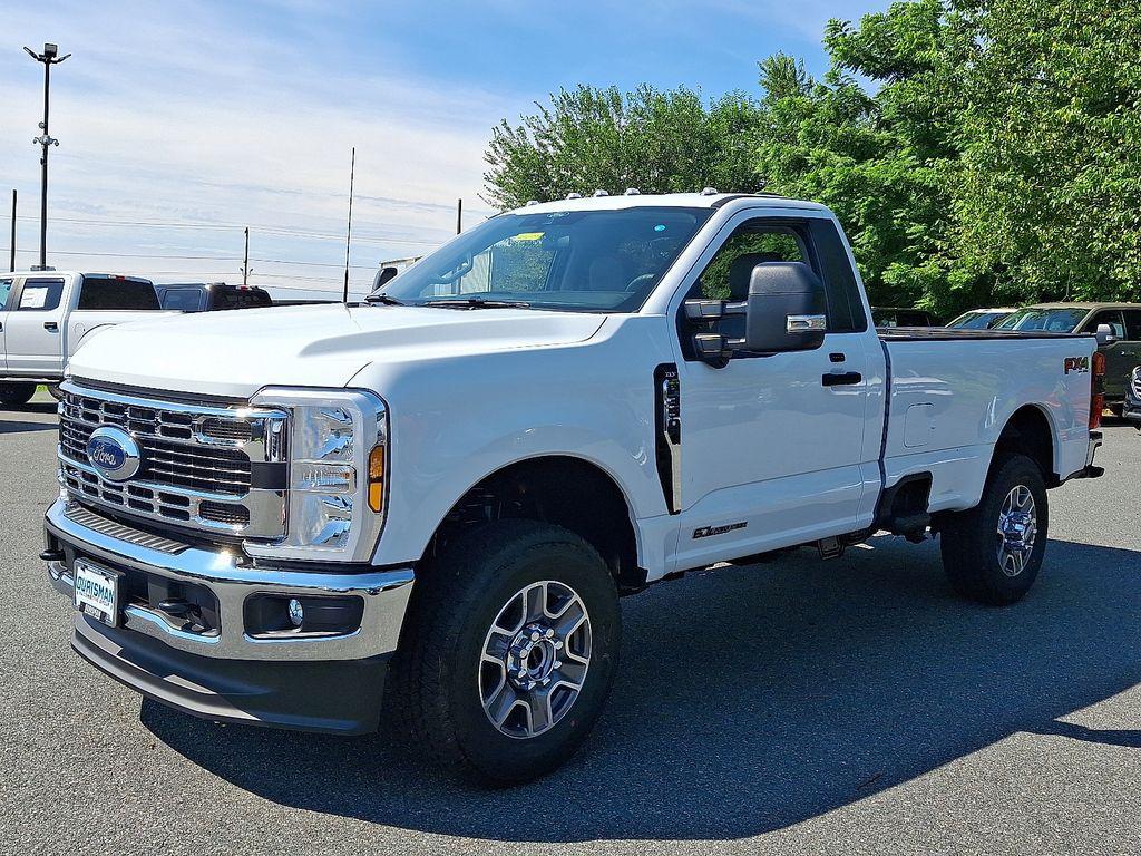 new 2025 Ford F-350 car, priced at $61,500