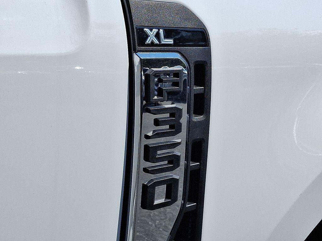 new 2025 Ford F-350 car, priced at $68,500