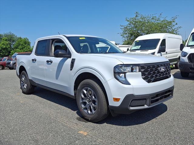 new 2025 Ford Maverick car, priced at $35,024