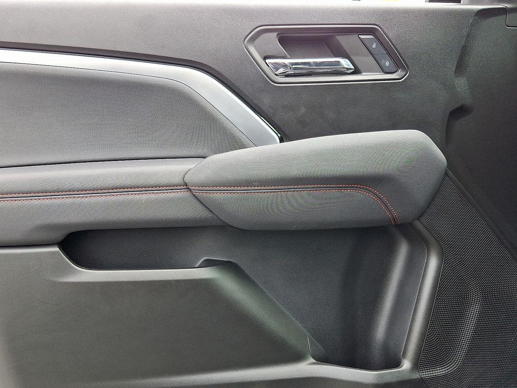 used 2024 Chevrolet Colorado car, priced at $39,000