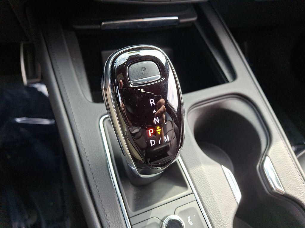 used 2024 Cadillac XT4 car, priced at $36,500