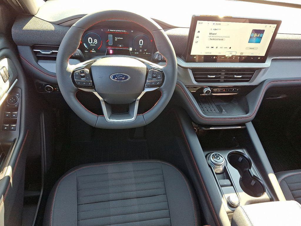 new 2025 Ford Explorer car, priced at $48,500