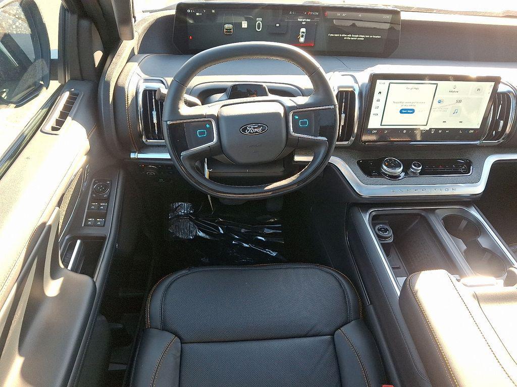 new 2025 Ford Expedition car, priced at $84,590
