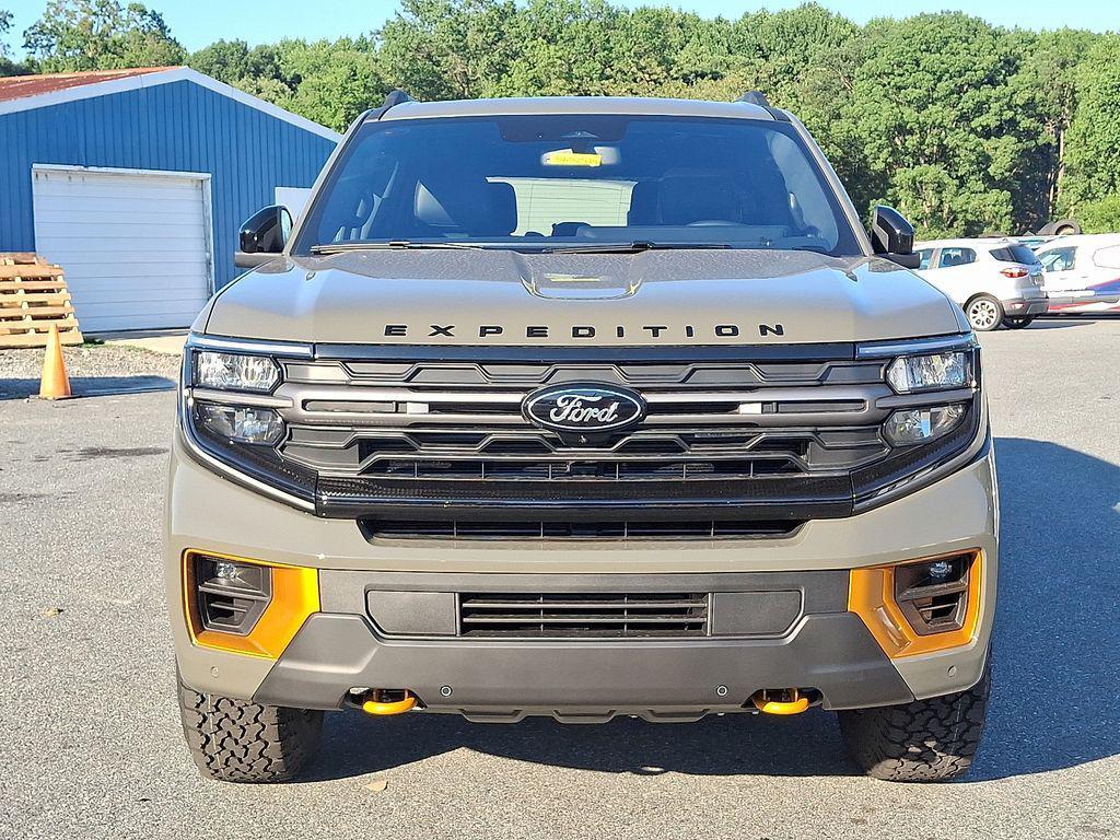 new 2025 Ford Expedition car, priced at $84,590