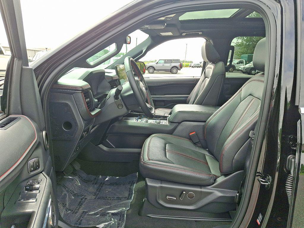 used 2024 Ford Expedition car, priced at $64,000