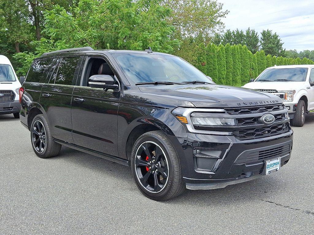used 2024 Ford Expedition car, priced at $64,000
