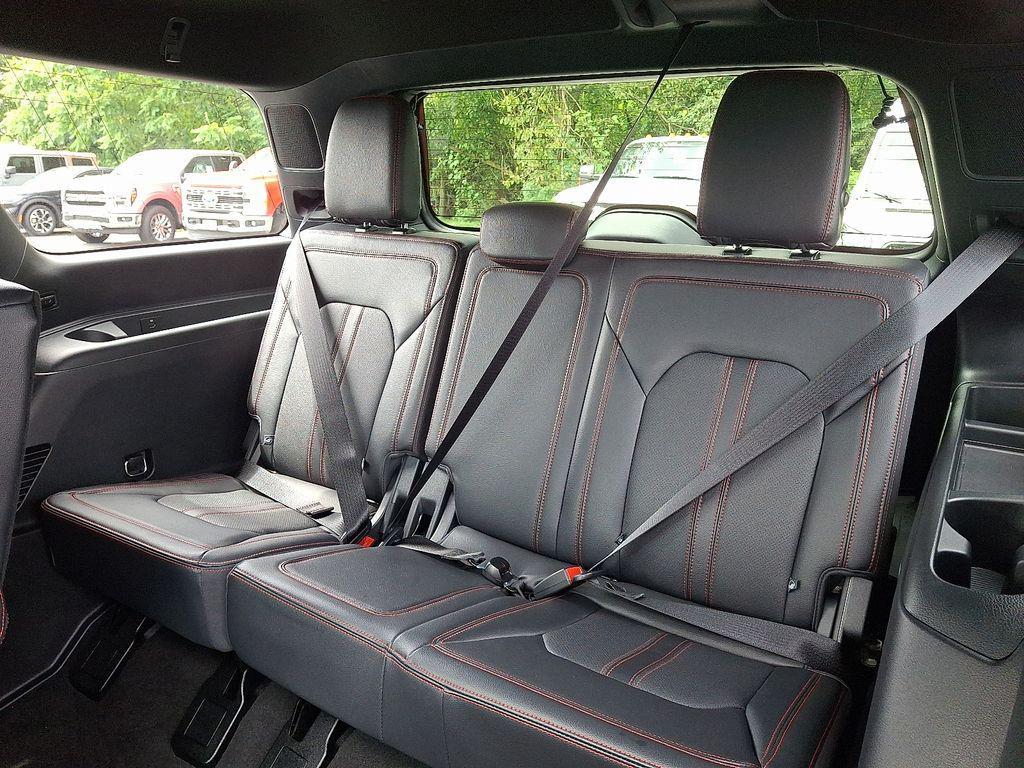 used 2024 Ford Expedition car, priced at $64,000
