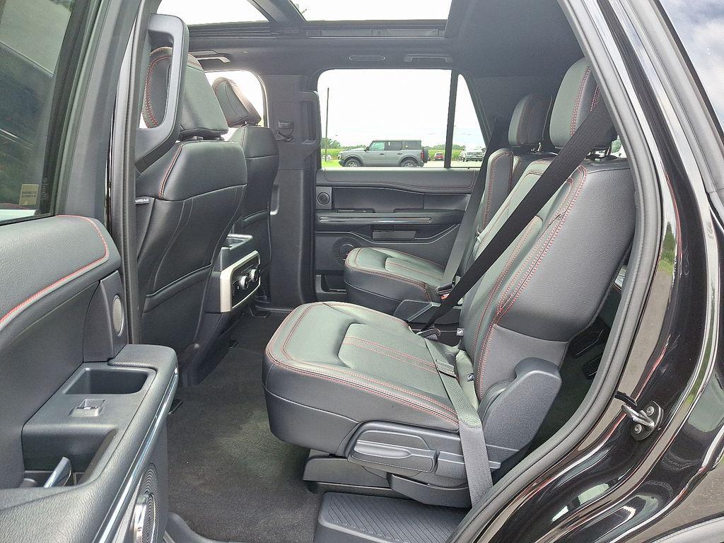 used 2024 Ford Expedition car, priced at $64,000