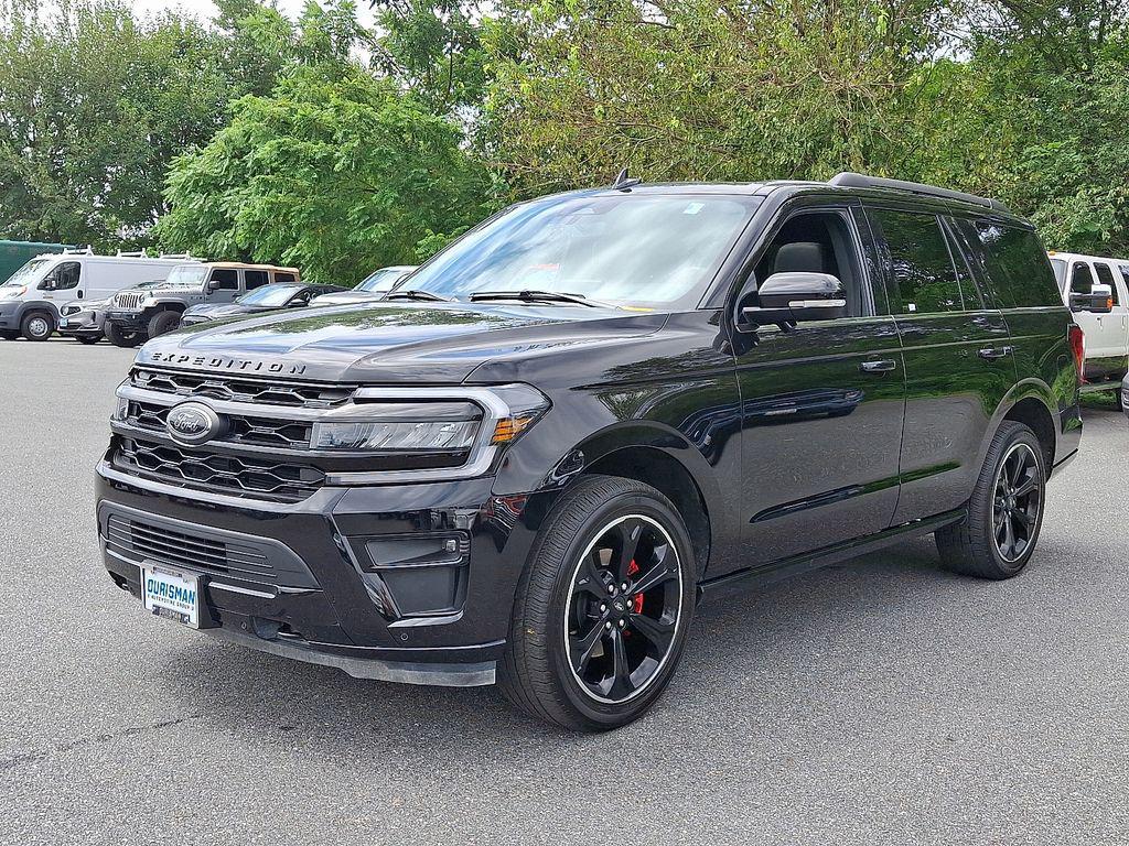 used 2024 Ford Expedition car, priced at $64,000