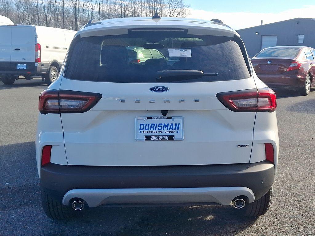 new 2025 Ford Escape PHEV car, priced at $31,500