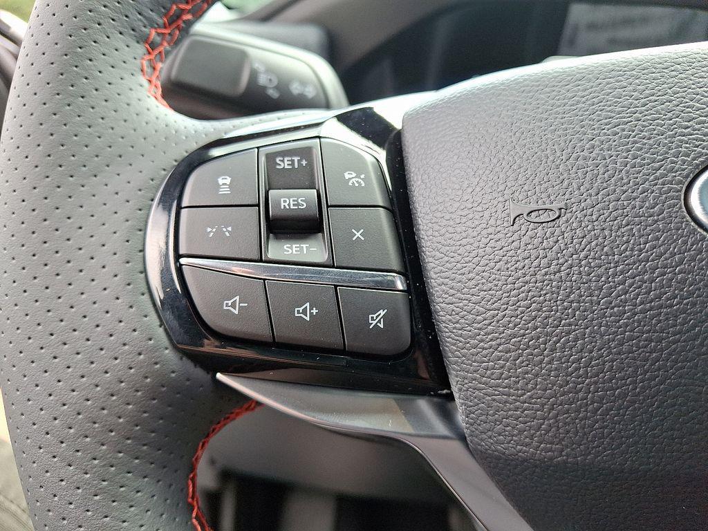 new 2025 Ford Explorer car, priced at $45,000