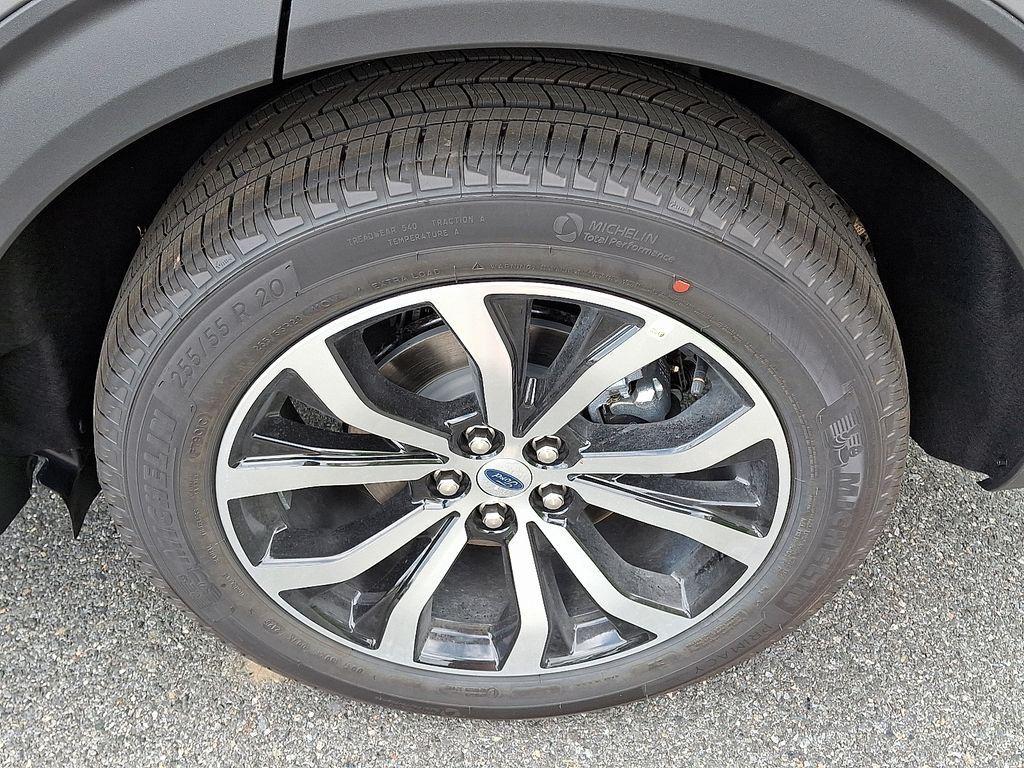 new 2025 Ford Explorer car, priced at $45,000