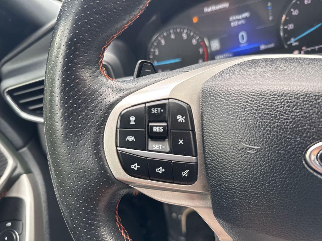 used 2022 Ford Explorer car, priced at $32,000