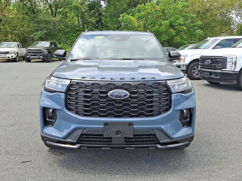 new 2025 Ford Explorer car, priced at $48,500
