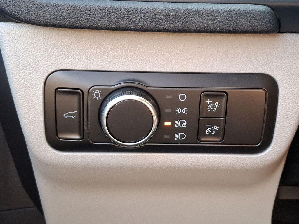new 2025 Ford Escape car, priced at $30,700