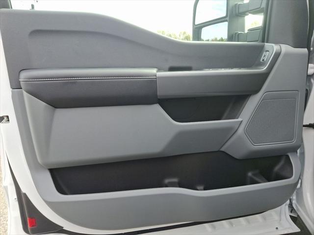 new 2025 Ford F-350 car, priced at $58,500