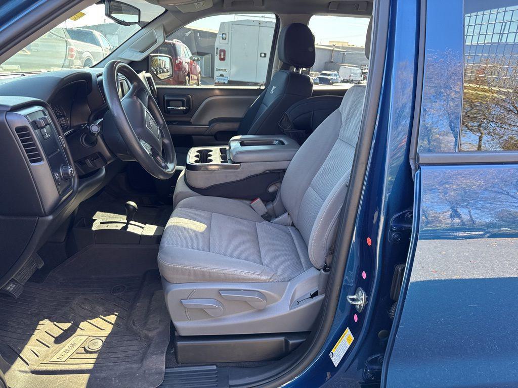 used 2019 GMC Sierra 1500 car, priced at $24,000