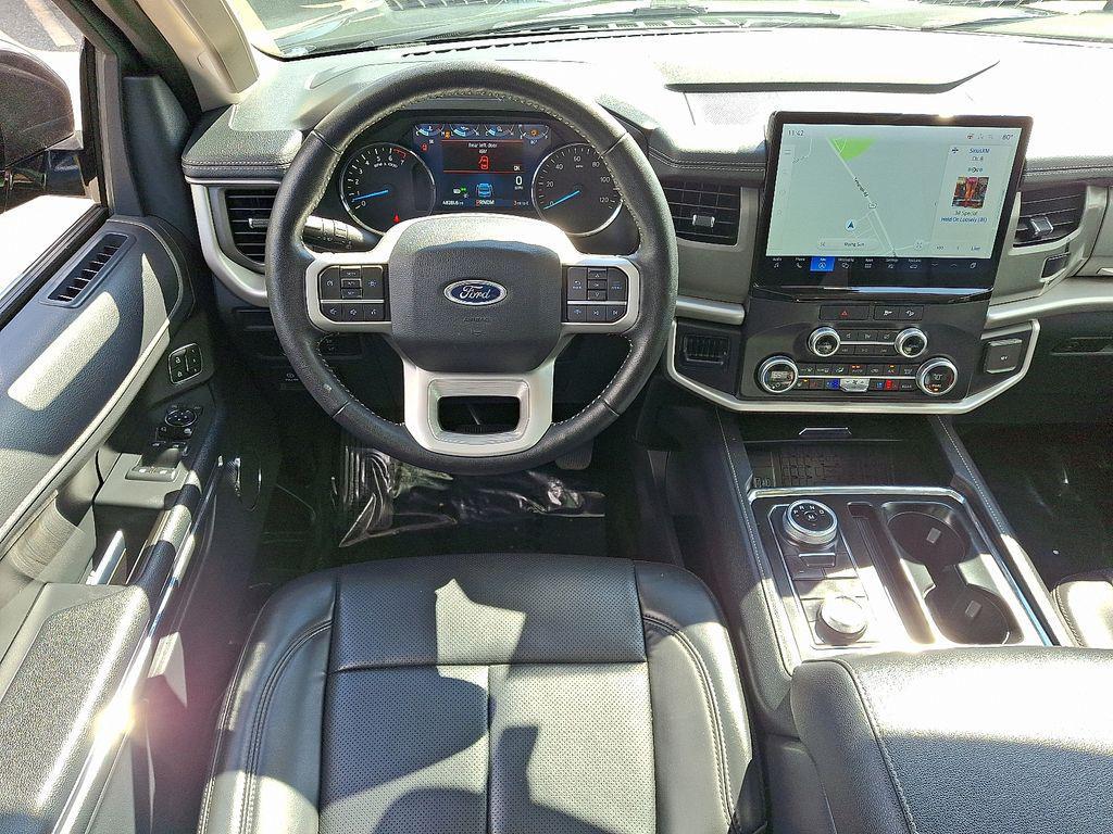 used 2022 Ford Expedition car, priced at $44,000