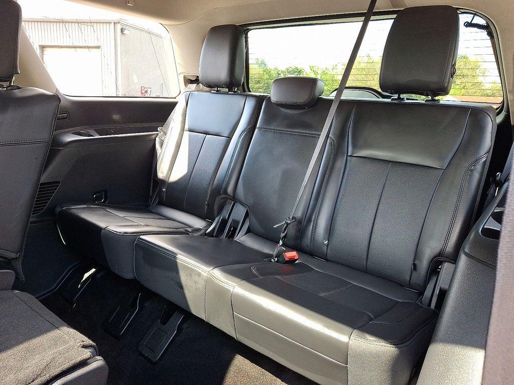 used 2022 Ford Expedition car, priced at $44,000