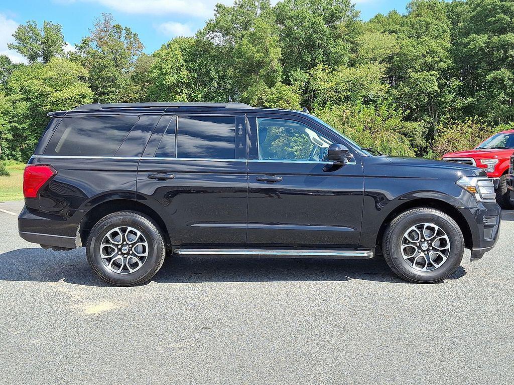 used 2022 Ford Expedition car, priced at $44,000