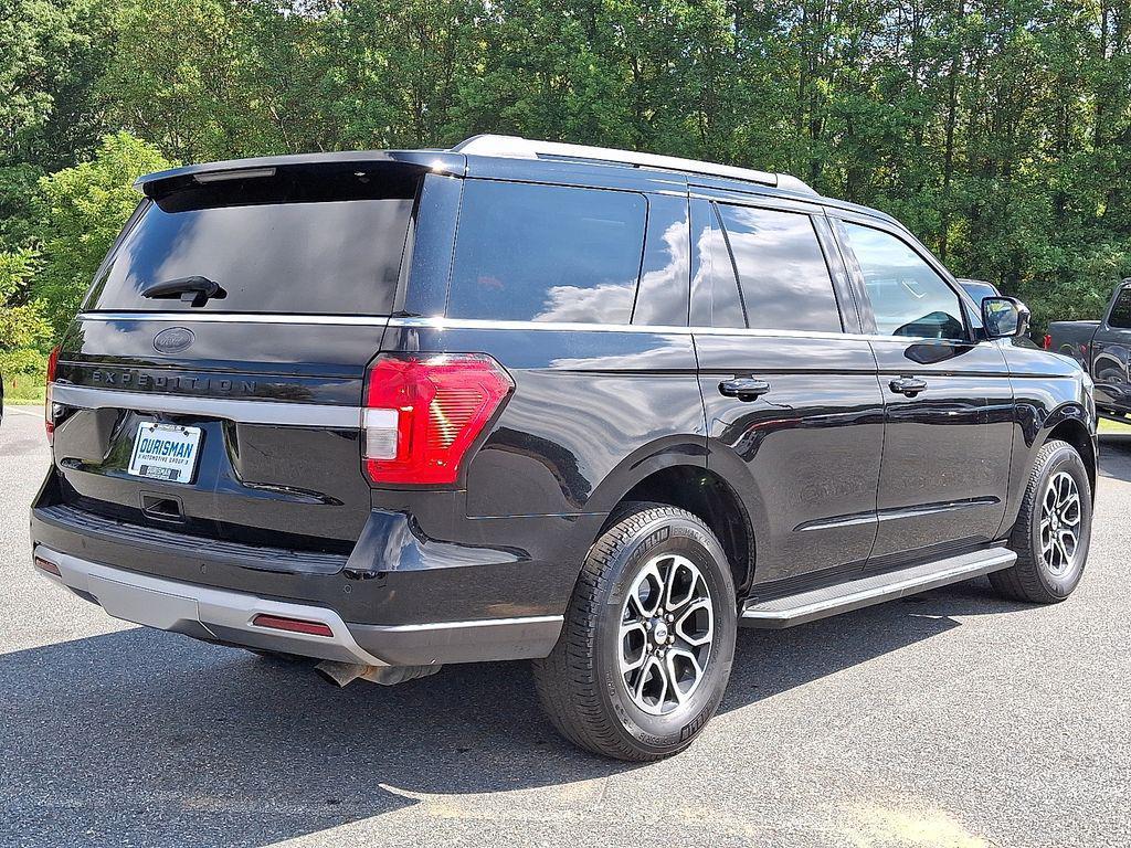 used 2022 Ford Expedition car, priced at $44,000