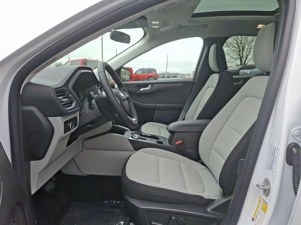 new 2025 Ford Escape car, priced at $31,700