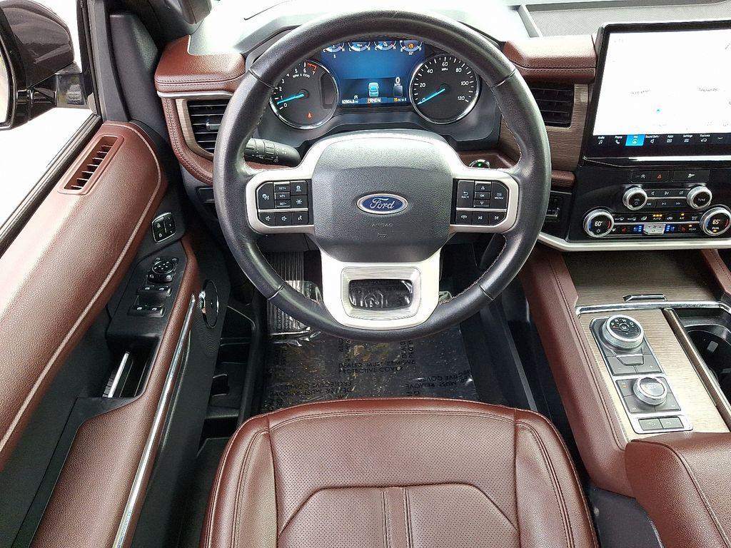 used 2024 Ford Expedition car, priced at $47,500