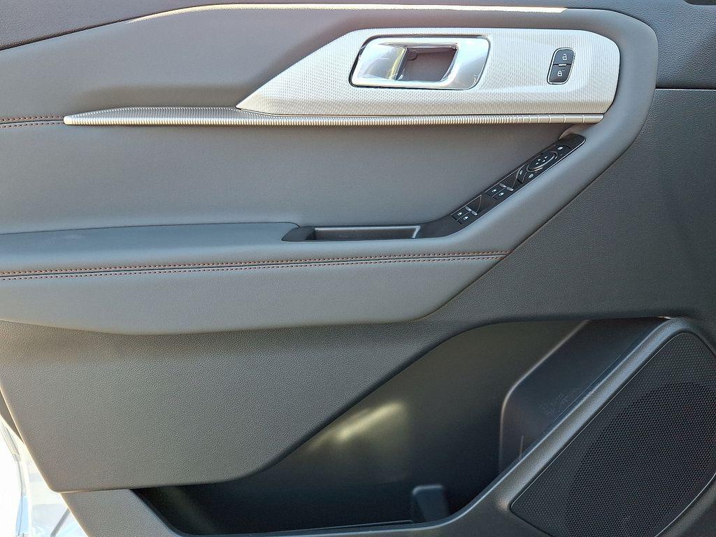 new 2025 Ford Explorer car, priced at $45,500