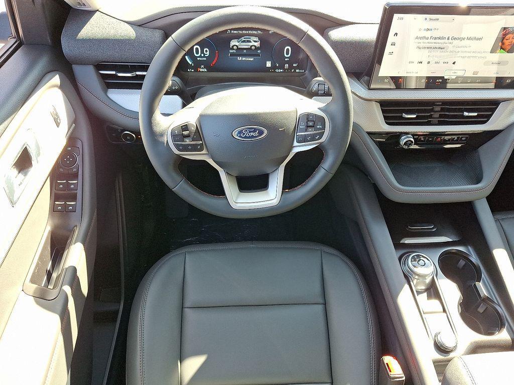 new 2025 Ford Explorer car, priced at $45,500