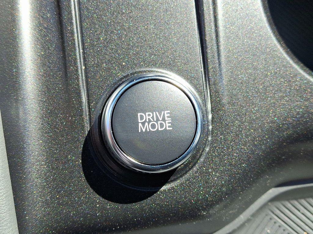 new 2025 Ford Explorer car, priced at $45,500