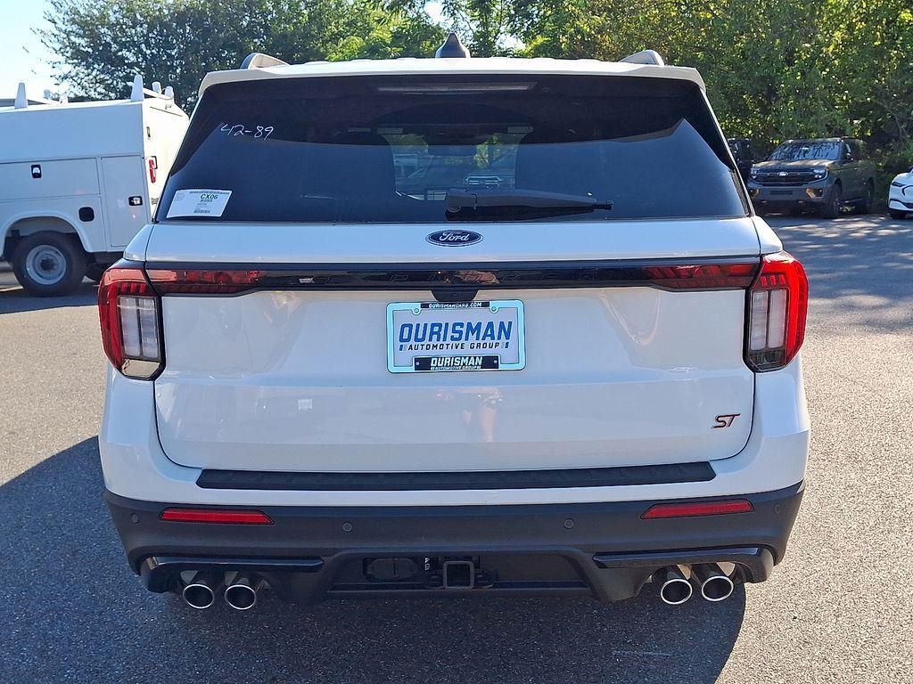 new 2025 Ford Explorer car, priced at $62,430