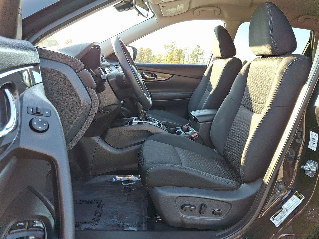 used 2020 Nissan Rogue car, priced at $14,000