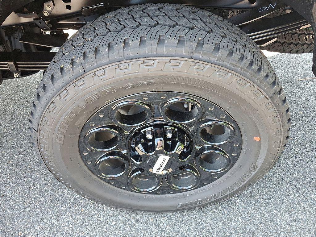 new 2025 Ford F-350 car, priced at $72,000