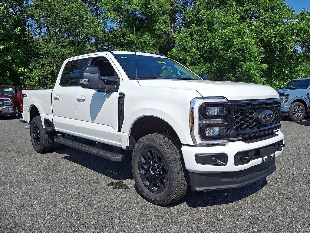 new 2025 Ford F-350 car, priced at $72,000