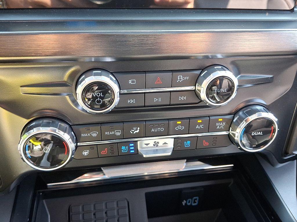 new 2025 Ford F-350 car, priced at $72,000
