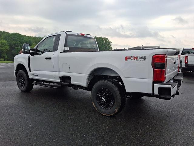 new 2025 Ford F-350 car, priced at $62,000